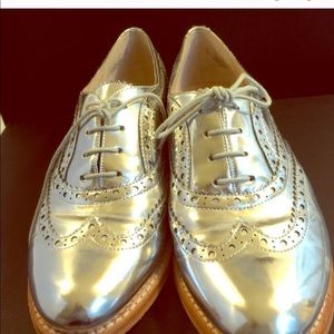 Sam Edelman Jerome Soft Silver Oxfords, Size 7